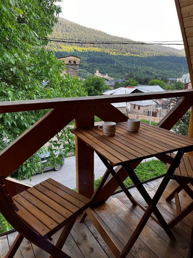 Guesthouse Data Mestia Kültér fotó
