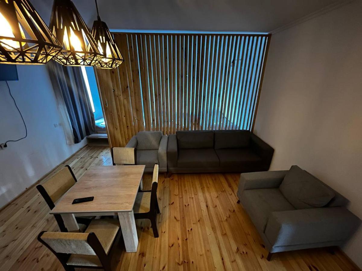 Guesthouse Data Mestia Kültér fotó