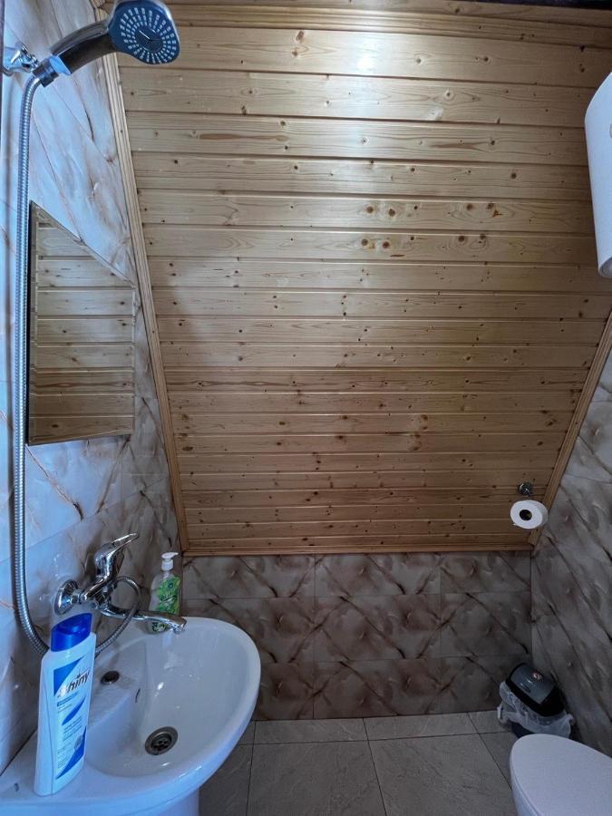 Guesthouse Data Mestia Kültér fotó